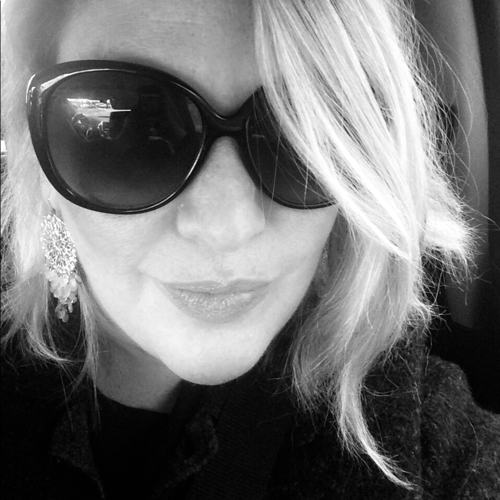 Meet your Posher, Julie